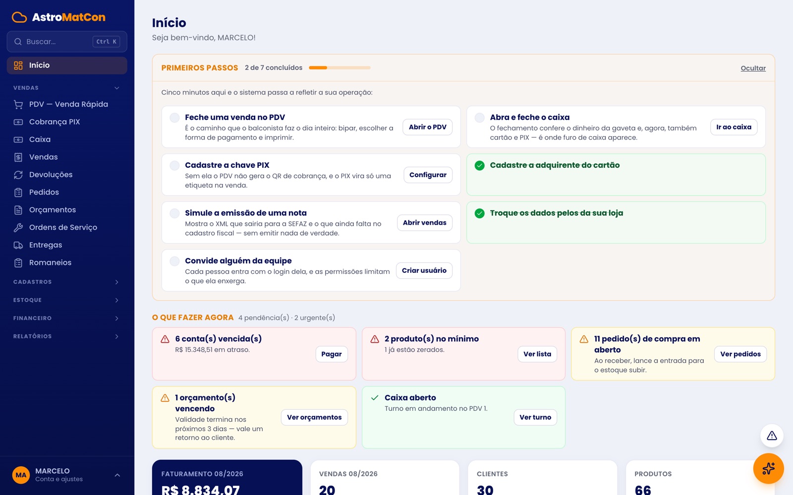 Tela inicial do AstroMatCon com os primeiros passos, as pendências do dia e os indicadores do mês